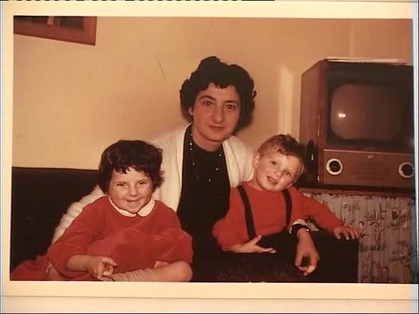 BM: "This is in 1959 just before we left our flat in Richmond to move to Somerset Road. On the left is Tessa, 3 and Oliver 1. "