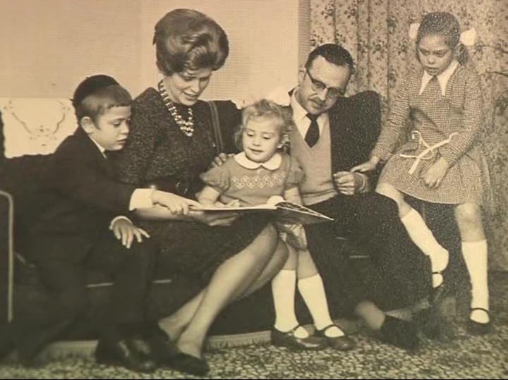 SK: With her husband Yaakov Kraus and her children Channah, Gitty and Joseph. London, 1965