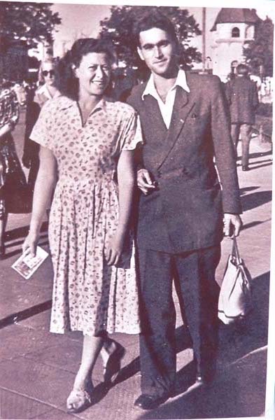 GV: Gerta and “Rudi” [Rudolf Vrba] walking on the street, Bratislava, summer of 1944