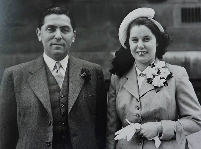 HE: Willy and Helga (nee Fantl) Ederer, Wedding day, London, 1950