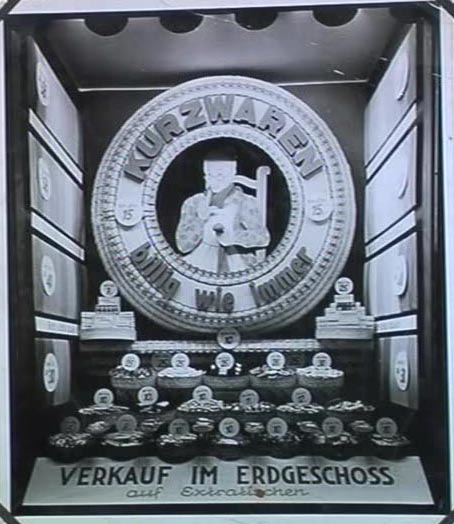 FJ: Window Display, Department Store, Bautzen, 1935