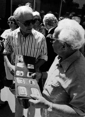 Former Kinder compare notes at the 50th anniversary reunion