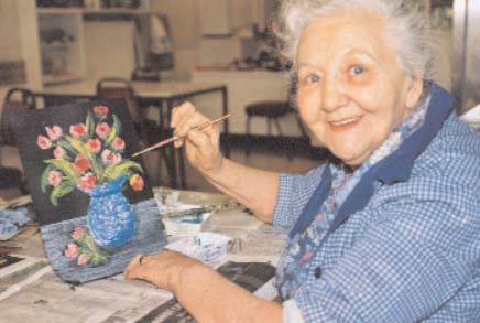 Art class at the AJR Day Centre.